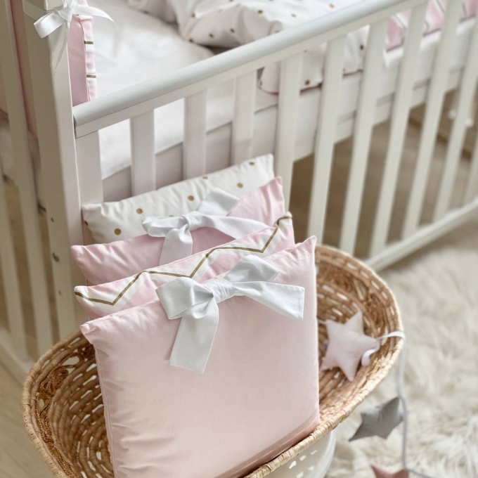 Set lenjerie patut bebe 7 piese Dots roz (4)